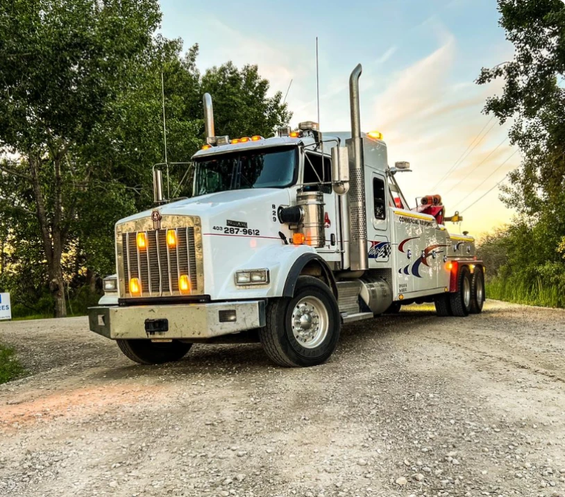 AAA Towing heavy-duty truck