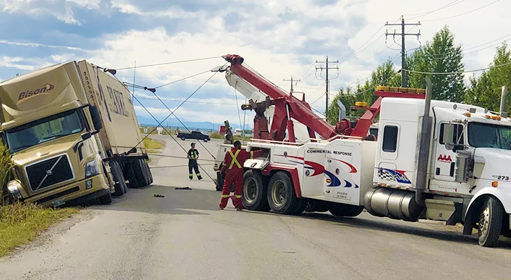 The Top Three Dangers Of Heavy Duty Towing 