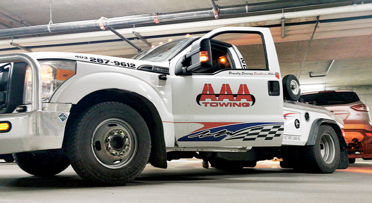 Why Should You Choose AAA Towing For Towing Services?