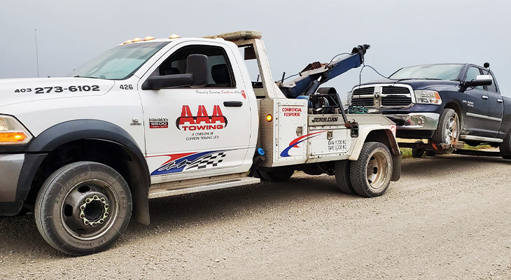 What Are The Specialized Services A Towing Company Offers?