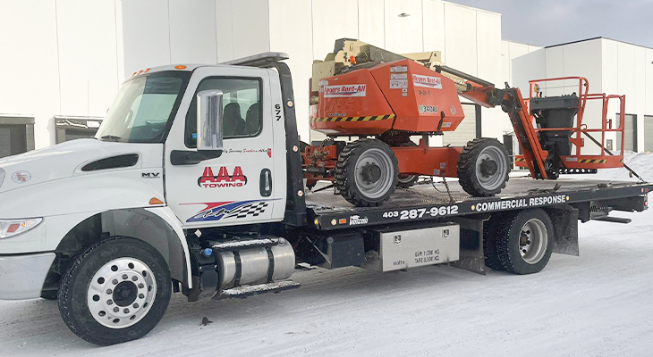 What Are The Advantages Of Flatbed Towing?