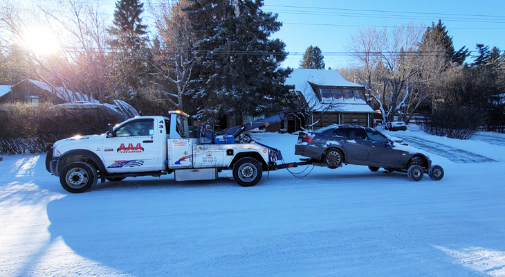 The-Dangers-Of-DIY-Why-You-Should-Hire-A-Professional-Towing-Service