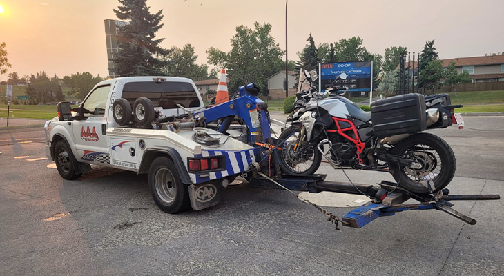 Why-You-Should-Hire-A-Professional-To-Tow-Your-Motorcycle
