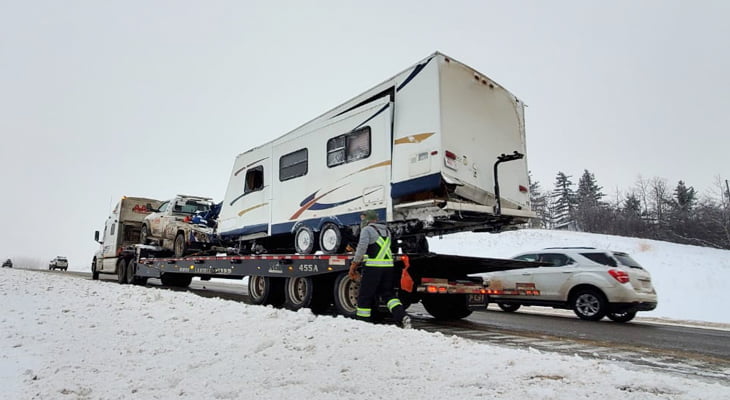 Emergency-Response-The-Role-Of-Flat-Deck-Towing-In-Crisis-Situations