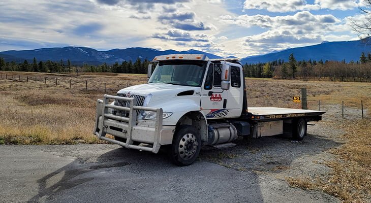 Stranded-In-Calgary-Why-AAA-Towing-Should-Be-Your-First-Call