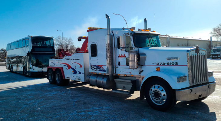 Benefits Of Professional Heavy Towing Services For Commercial Fleets