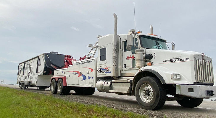 When Is It Safer to Call a Tow Truck for Your Fifth-Wheel Trailer Instead of Towing It Yourself?