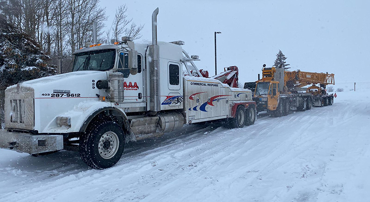 How Professional Heavy Duty Towing Services Keep Calgary Businesses Moving